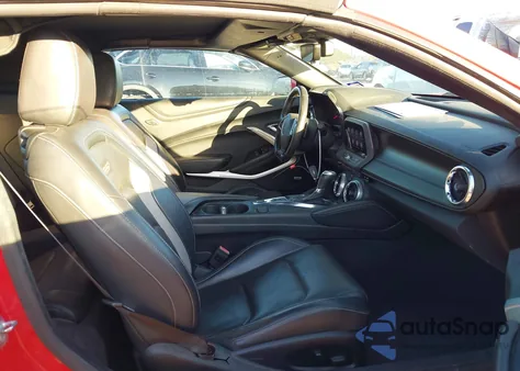 2019 Chevrolet Camaro 2Ss z USA, uszkodzony, nr VIN 1G1FH3D78K0135802